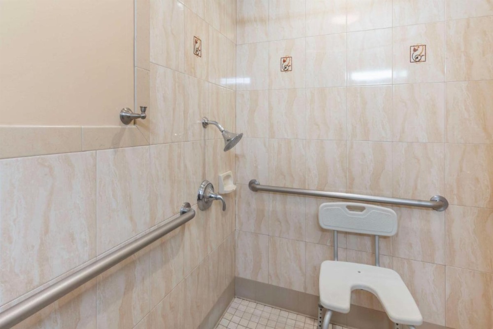 Best Western Plus Airport Plaza Image 6