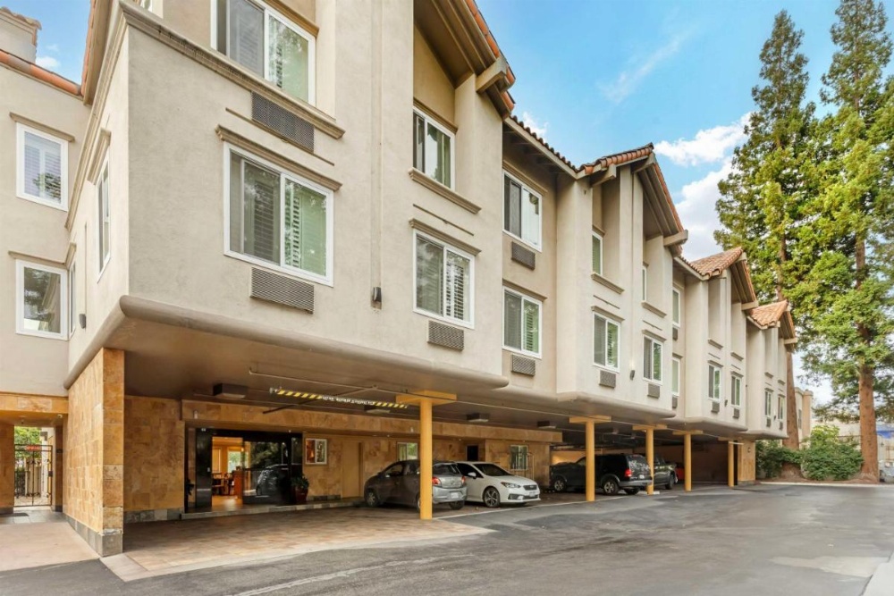 Best Western Plus Airport Plaza Image 21